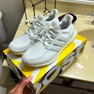 Adidas Ultraboost White